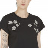 T-SHIRT CON APPLICAZIONE GIOIELLO