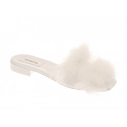 FLAT SANDAL WITH MARABU